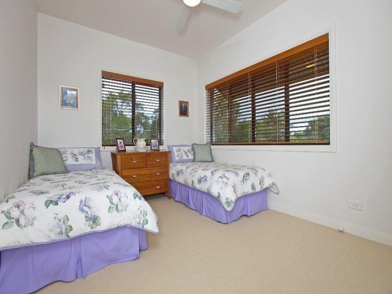 60 Beachcrest Road, Wellington Point QLD 4160