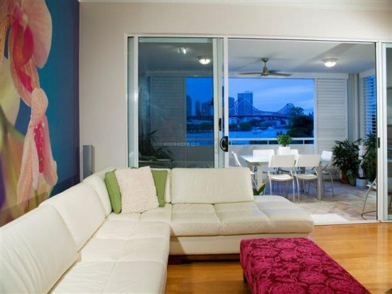 4/6 Merthyr Road, New Farm QLD 4005