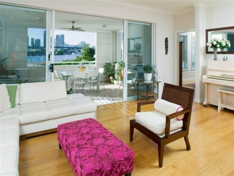 4/6 Merthyr Road, New Farm QLD 4005