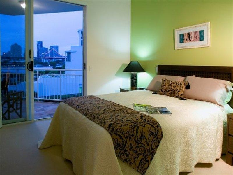 4/6 Merthyr Road, New Farm QLD 4005