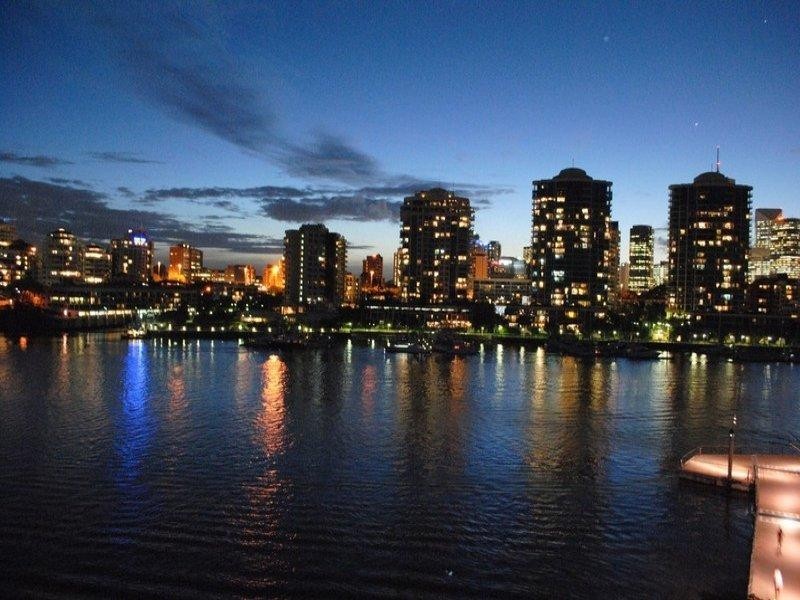 4/6 Merthyr Road, New Farm QLD 4005