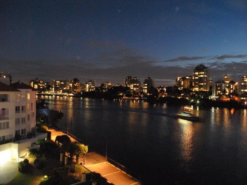 4/6 Merthyr Road, New Farm QLD 4005