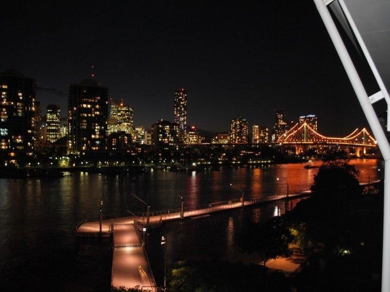 4/6 Merthyr Road, New Farm QLD 4005