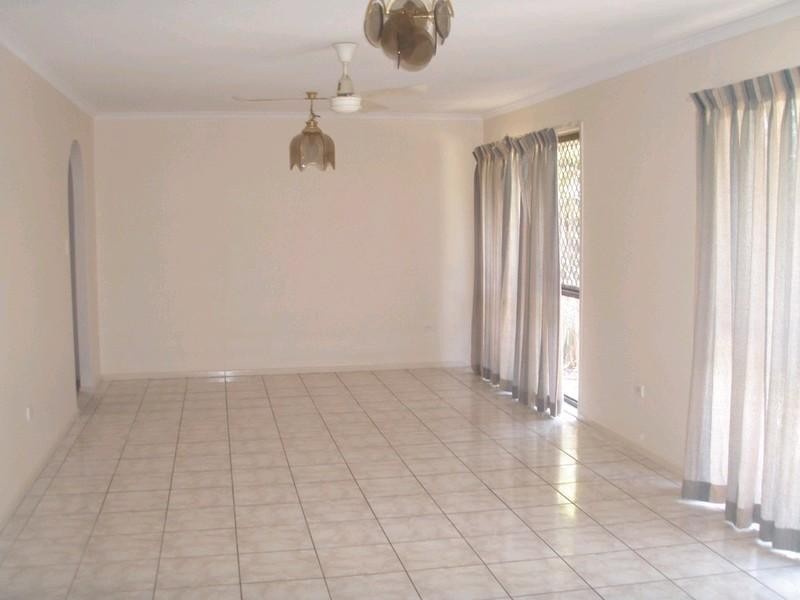 2 Makaha Drive, Birkdale QLD 4159