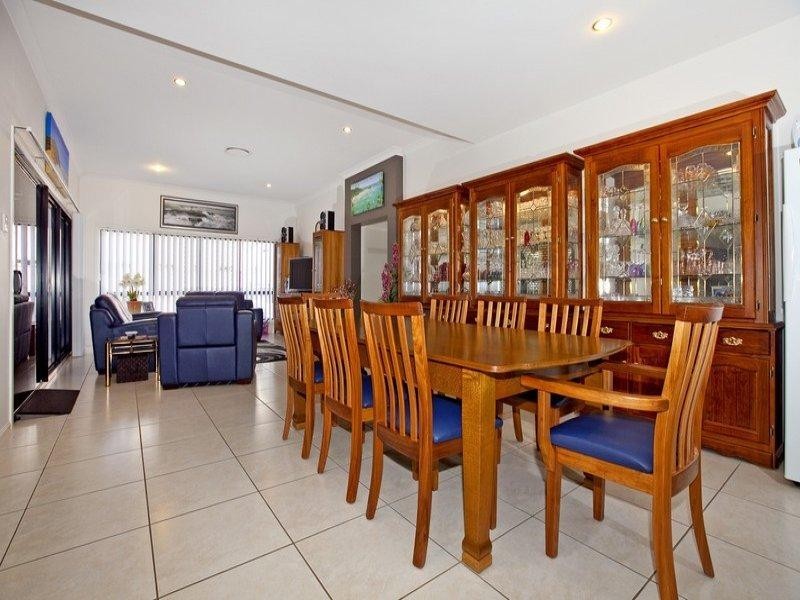 25 Douro Road, Wellington Point QLD 4160