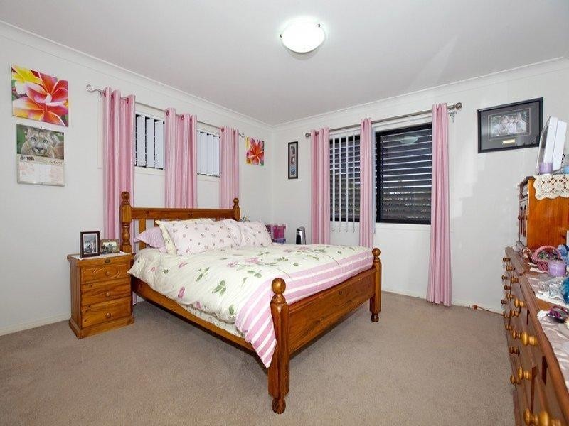 25 Douro Road, Wellington Point QLD 4160