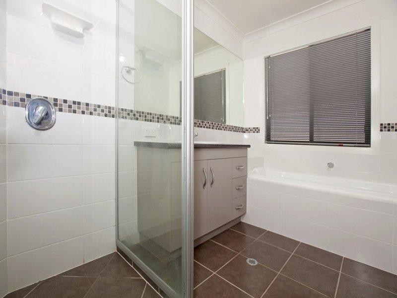 25 Douro Road, Wellington Point QLD 4160