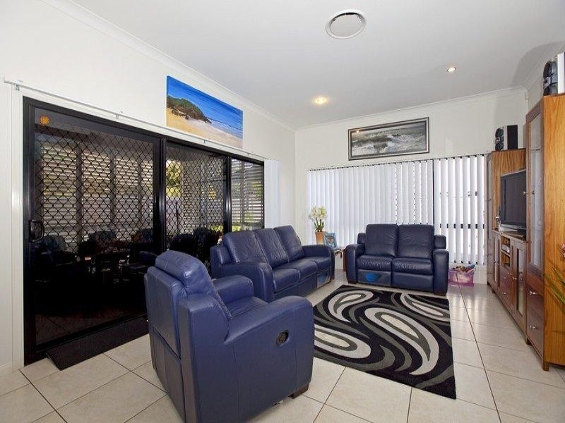 25 Douro Road, Wellington Point QLD 4160