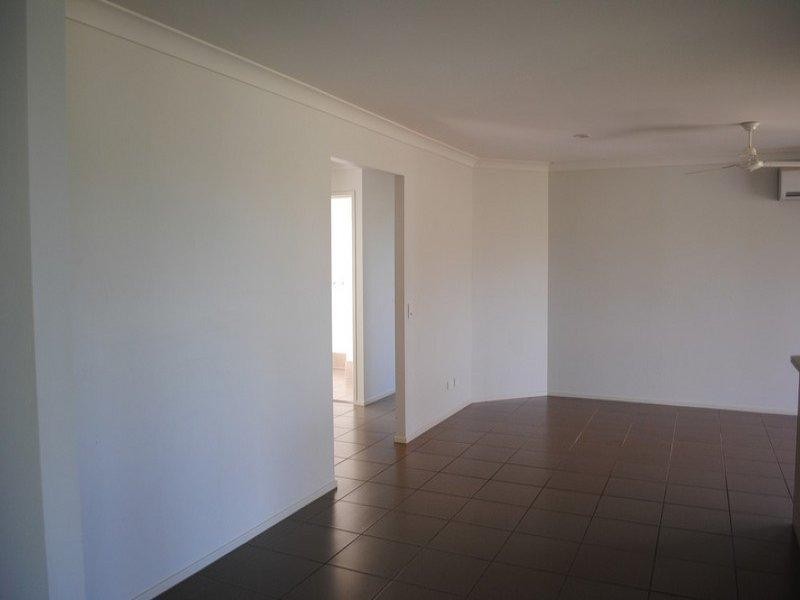 24 Aqua Crescent, Redland Bay QLD 4165