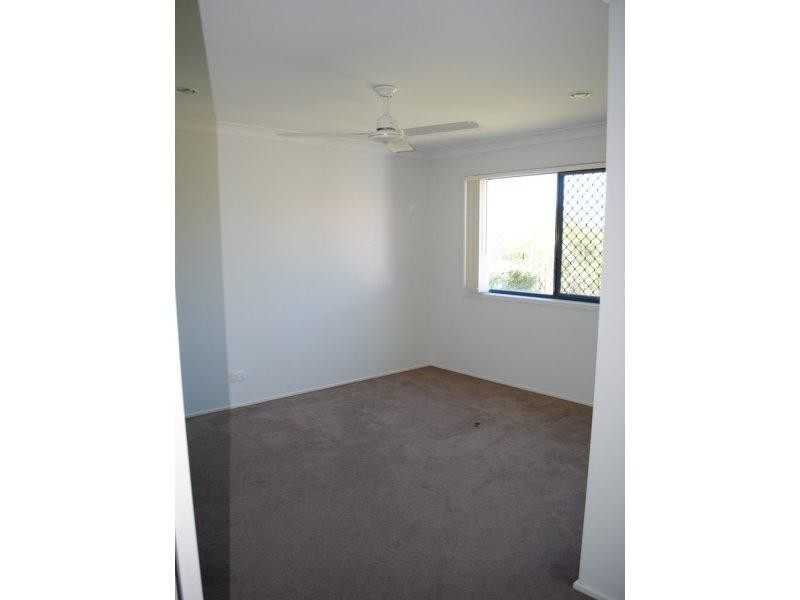 24 Aqua Crescent, Redland Bay QLD 4165