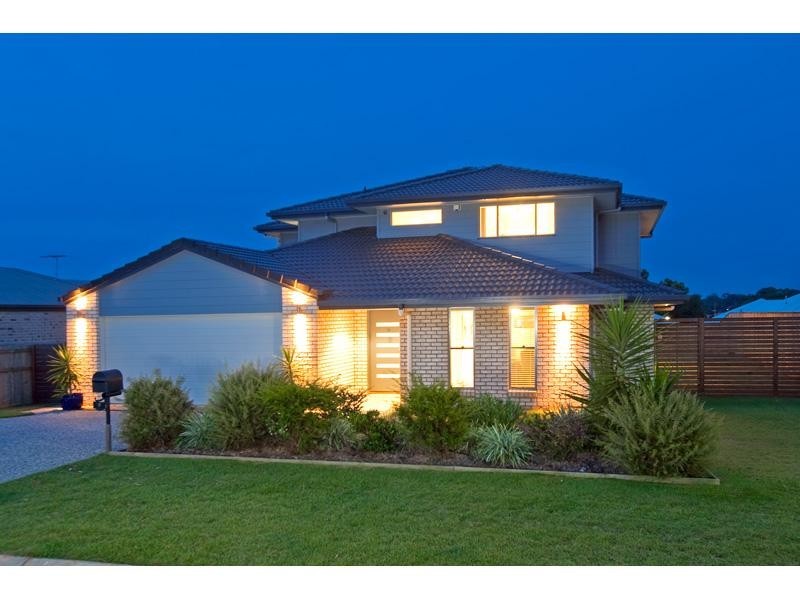 9 Hoskins Drive, Wellington Point QLD 4160