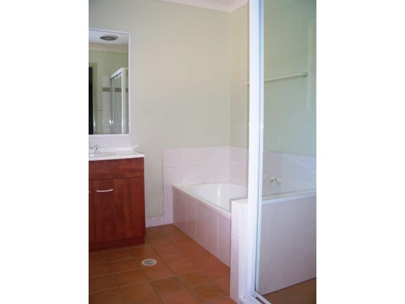 2/55 Harris Street, Wellington Point QLD 4160