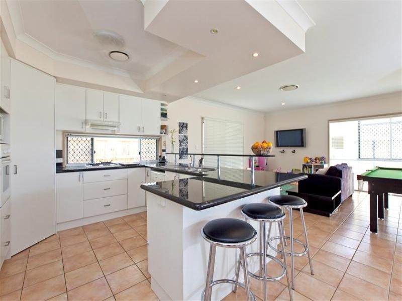 21 Allan Day Drive, Wellington Point QLD 4160