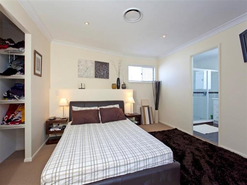 21 Allan Day Drive, Wellington Point QLD 4160