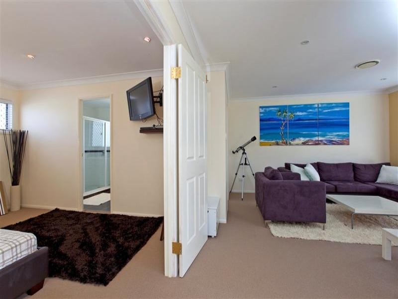 21 Allan Day Drive, Wellington Point QLD 4160