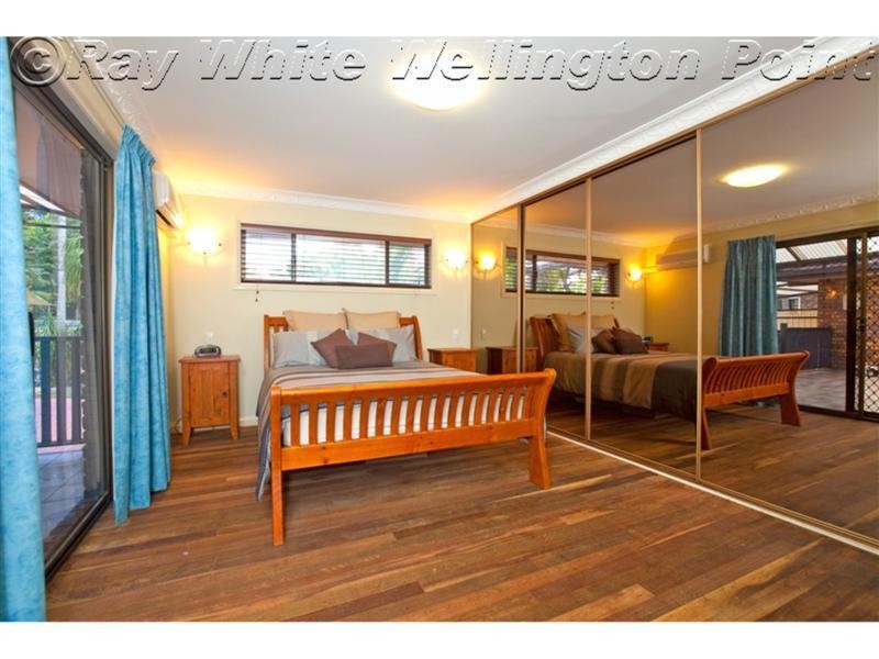 22 Creek Road, Birkdale QLD 4159