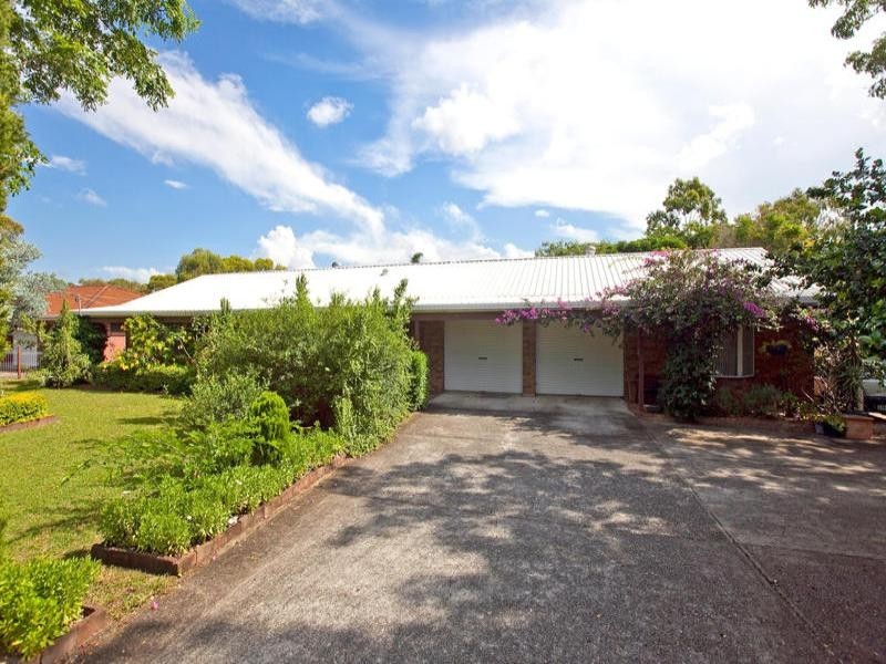 36 Whitehall Avenue, Birkdale QLD 4159
