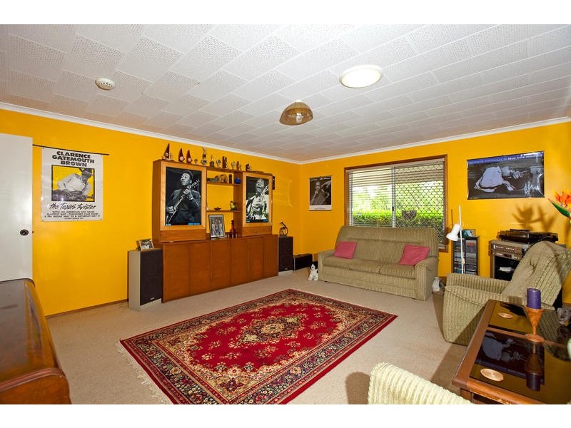36 Whitehall Avenue, Birkdale QLD 4159