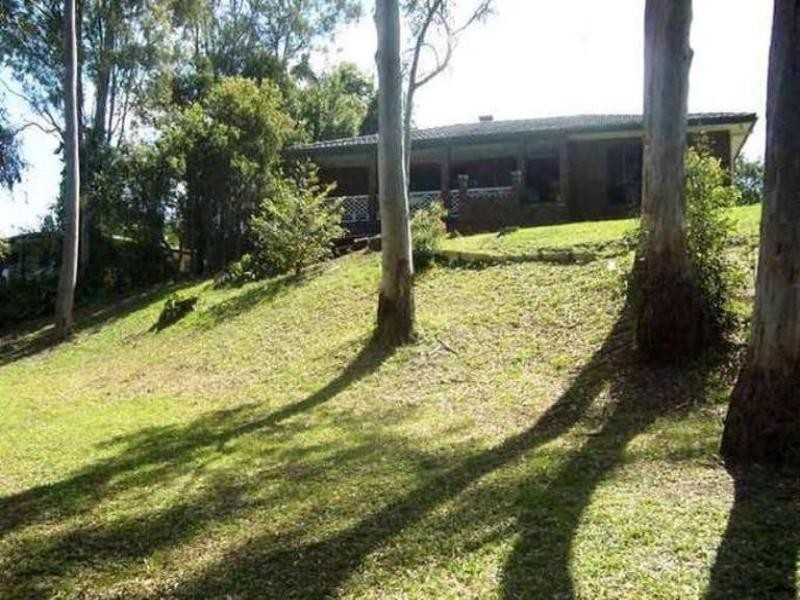 12 Vine Street, Redland Bay QLD 4165