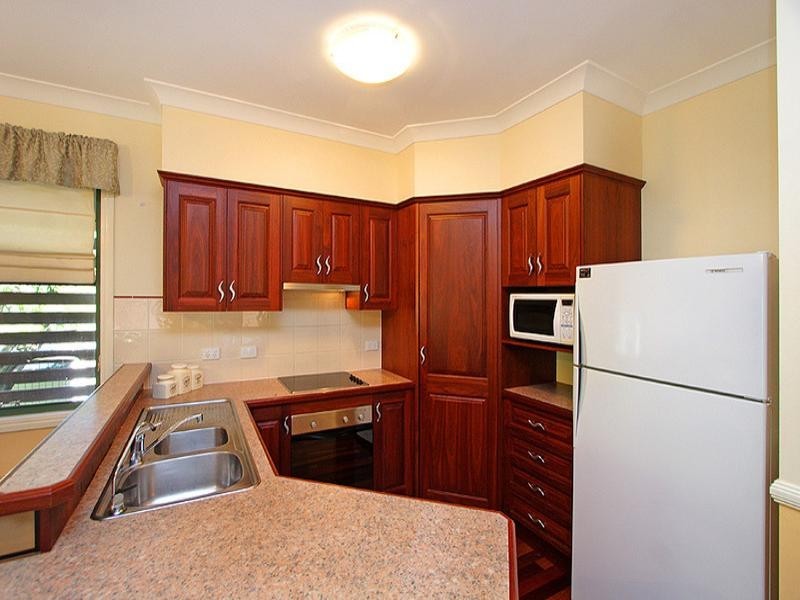 18 Frederick Street, Wellington Point QLD 4160