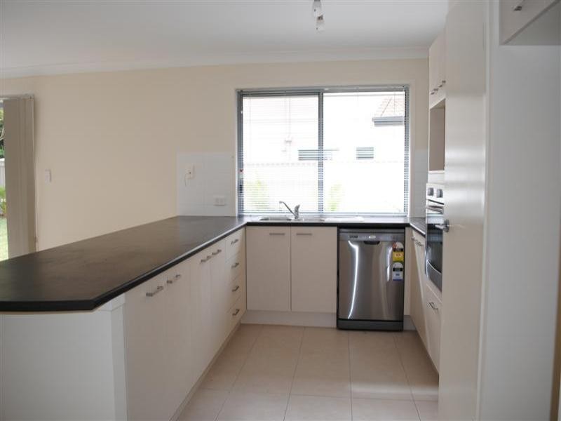 26 Poloni Place, Wellington Point QLD 4160