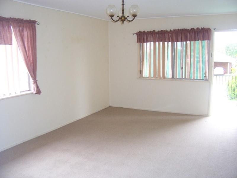 74 Thomas Street, Birkdale QLD 4159