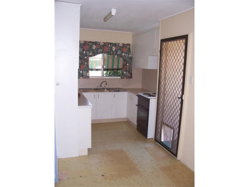 74 Thomas Street, Birkdale QLD 4159