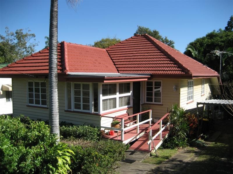 111 Walnut Street, Wynnum QLD 4178