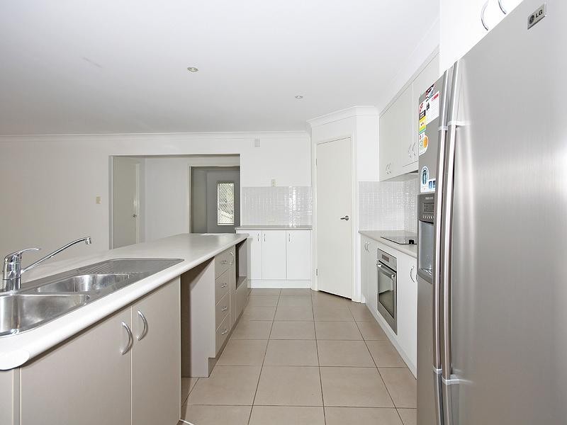 70 Starkey Street, Wellington Point QLD 4160