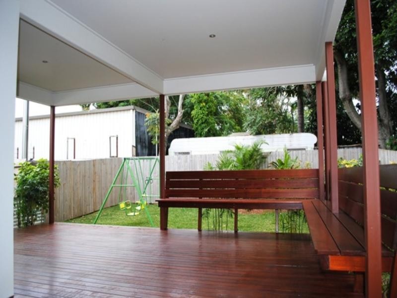 52 Wellesley Street, Wellington Point QLD 4160