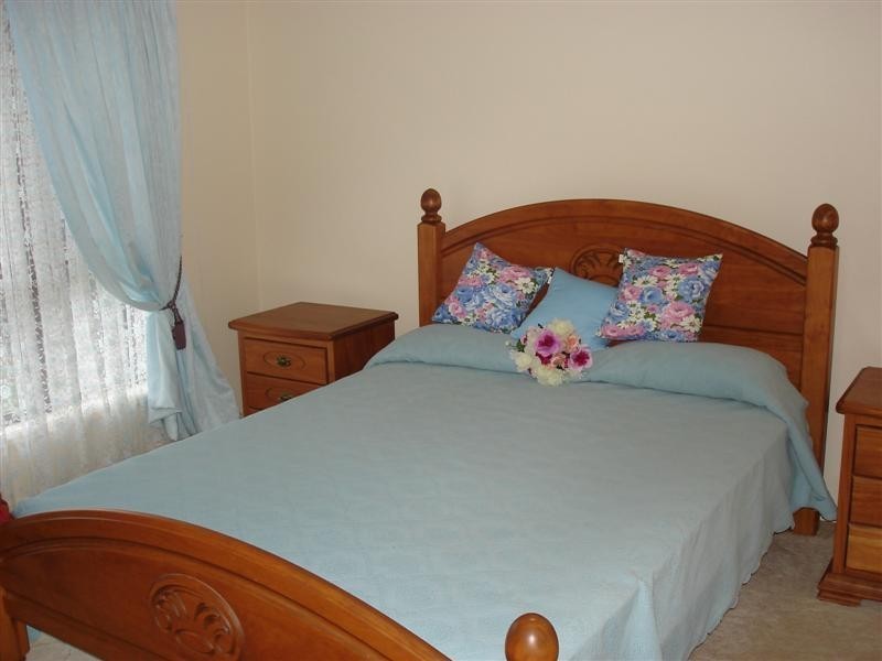 10 Manor Drive, Wellington Point QLD 4160