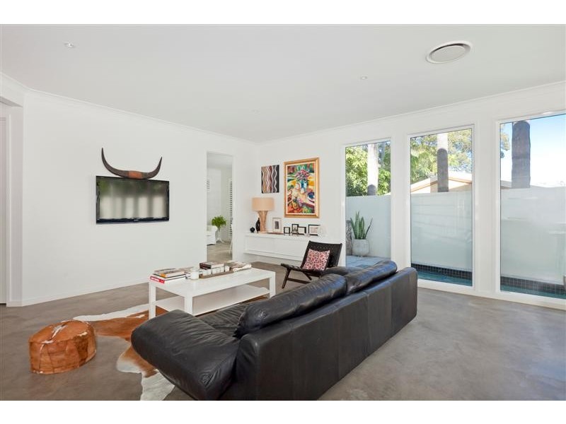 3 School Lane, Manly QLD 4179