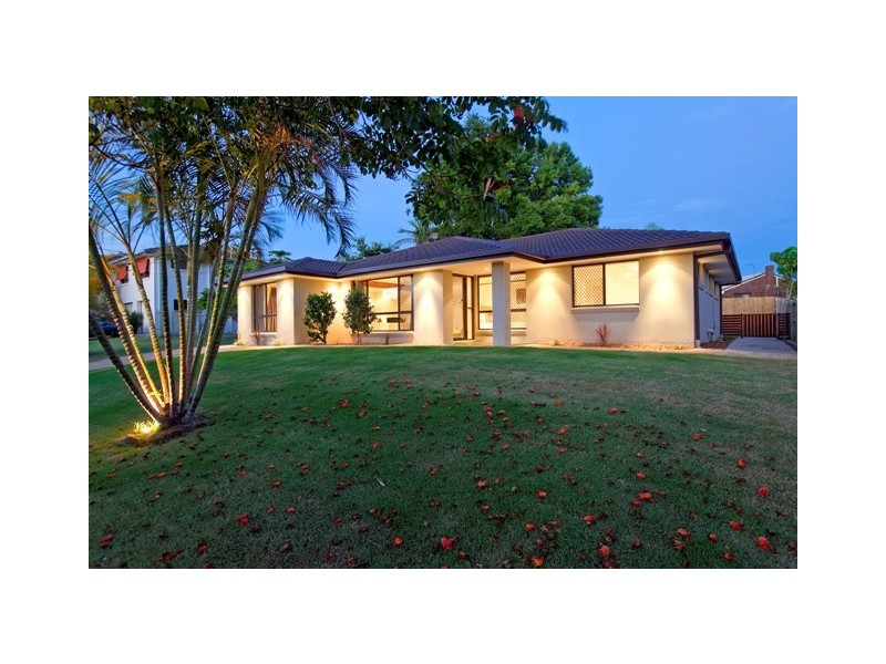 11 Cooinda Street, Wellington Point QLD 4160