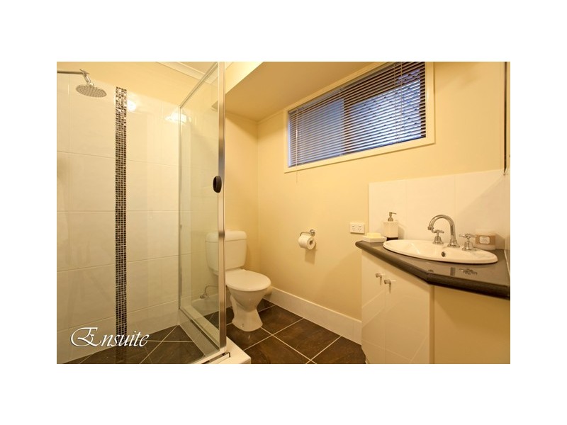 11 Cooinda Street, Wellington Point QLD 4160