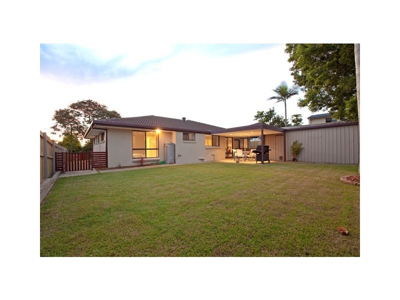 11 Cooinda Street, Wellington Point QLD 4160