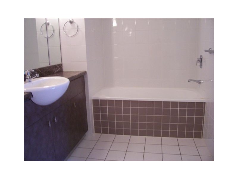 95/6 Merthyr Road, New Farm QLD 4005