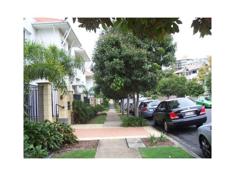 95/6 Merthyr Road, New Farm QLD 4005