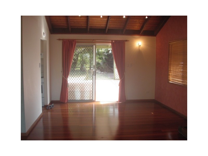 54 Spoonbill Street, Birkdale QLD 4159