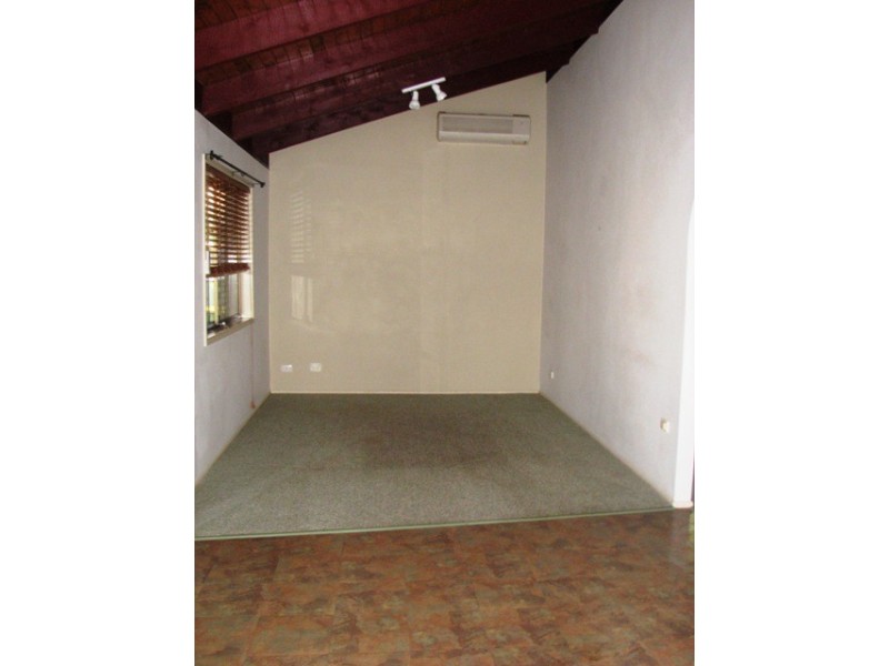 6 Sheena Street, Wellington Point QLD 4160