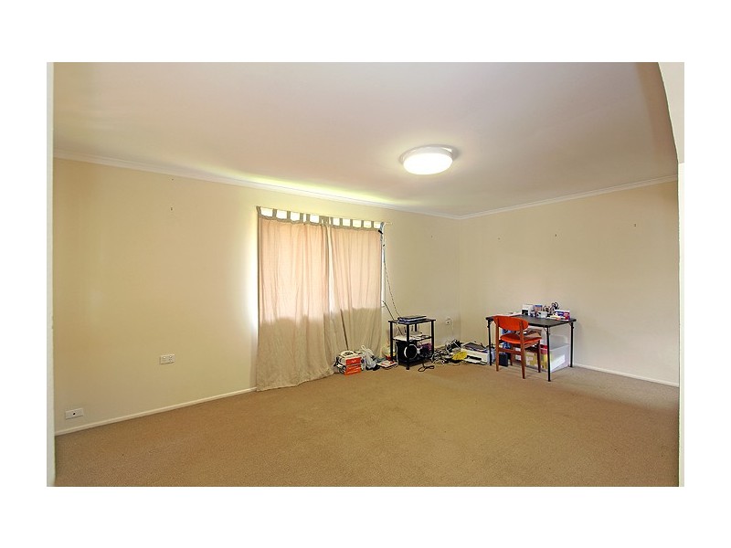 132 Dart Street, Redland Bay QLD 4165