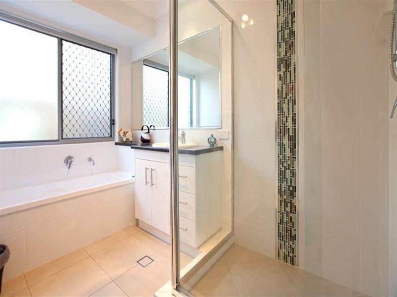 28 Janelle Court, Wellington Point QLD 4160