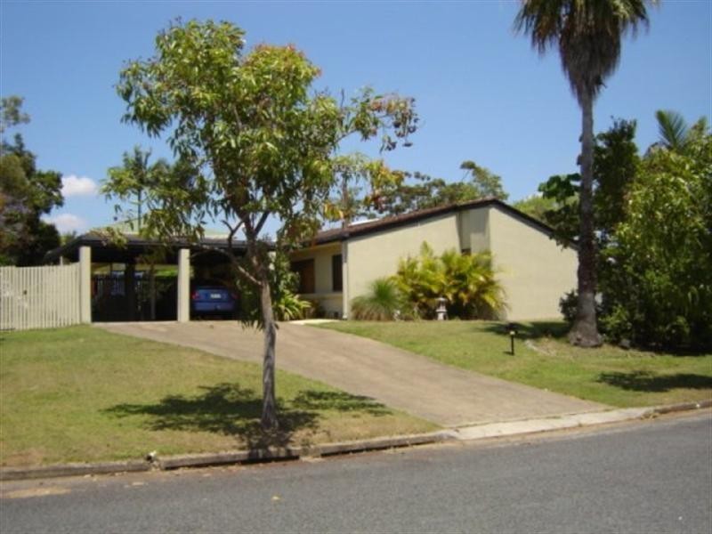 65 Sycamore Parade, Victoria Point QLD 4165