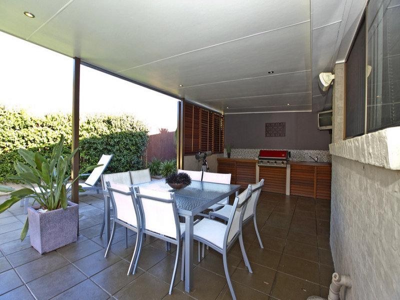 4 Gwingarra Street, Wellington Point QLD 4160