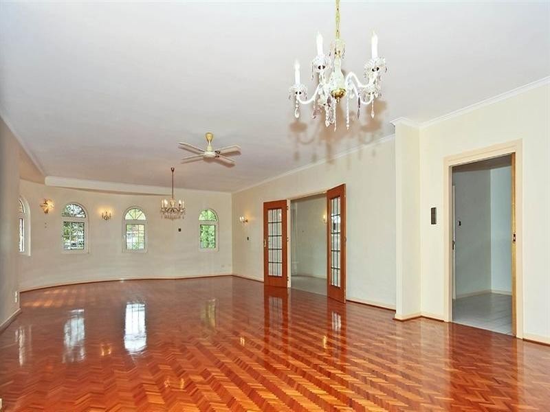 90 Main Road, Wellington Point QLD 4160