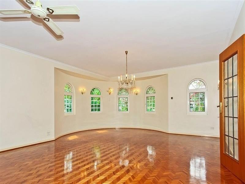 90 Main Road, Wellington Point QLD 4160