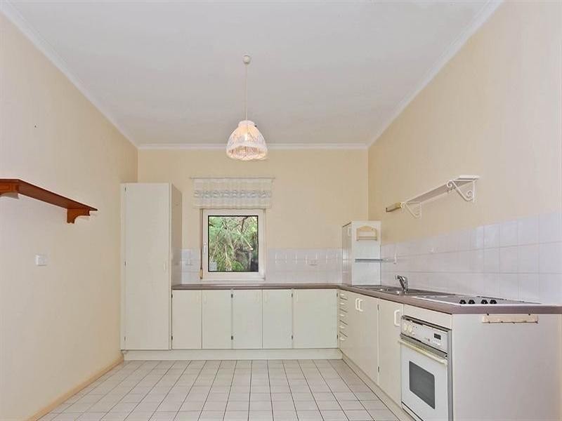 90 Main Road, Wellington Point QLD 4160