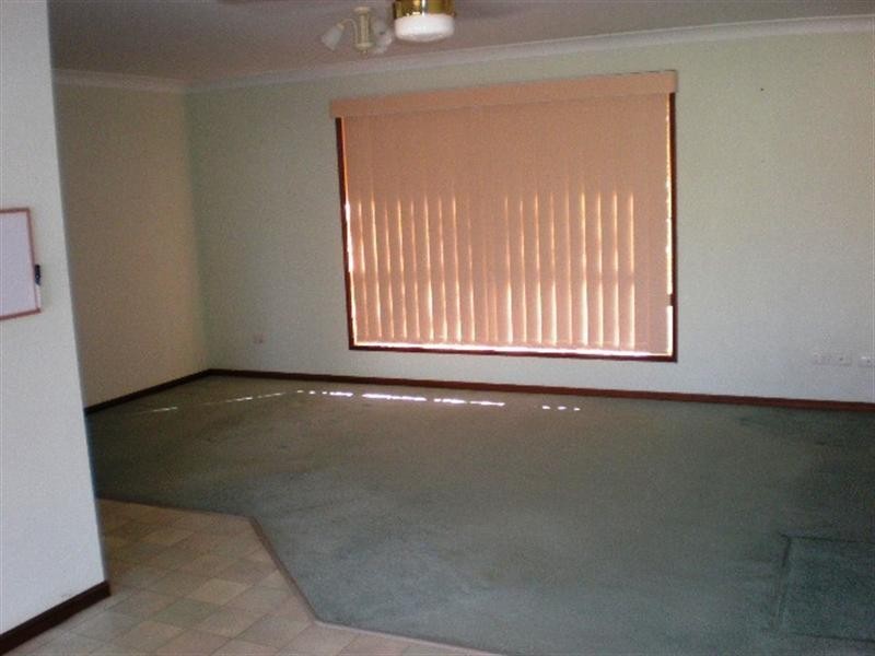 2 Roberts Street, Wellington Point QLD 4160