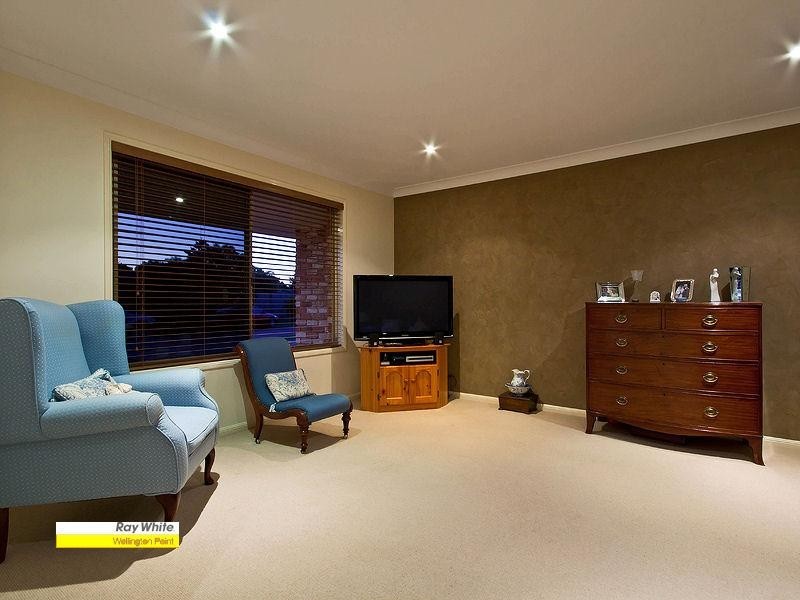 27 Pedwell Place, Birkdale QLD 4159