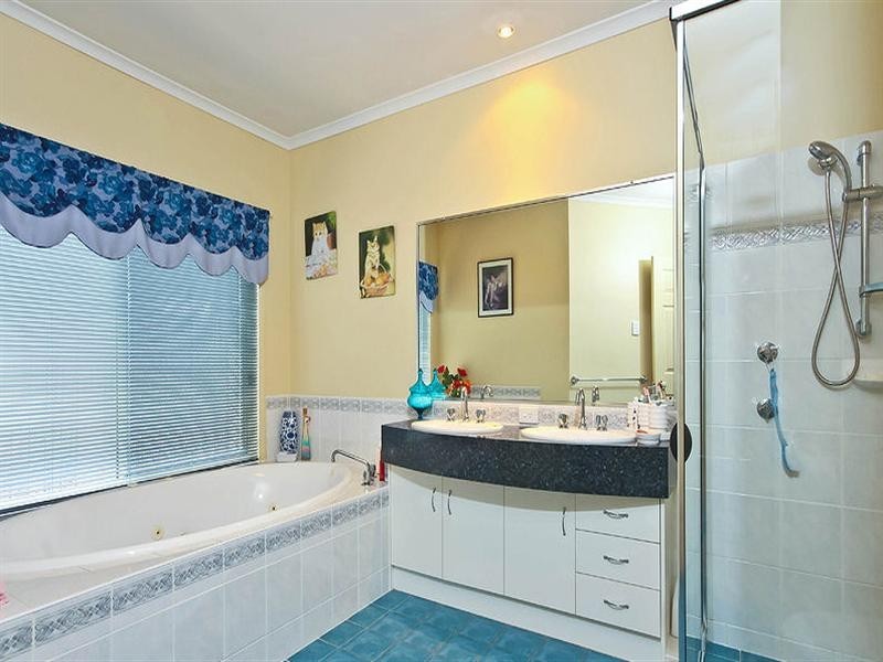 23 Helena Street, Wellington Point QLD 4160