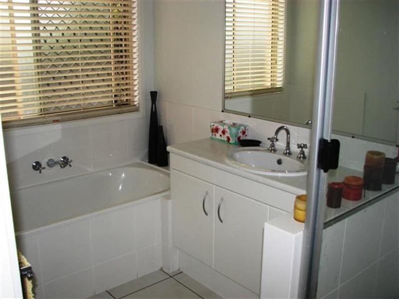 1 Tanya Court, Wellington Point QLD 4160